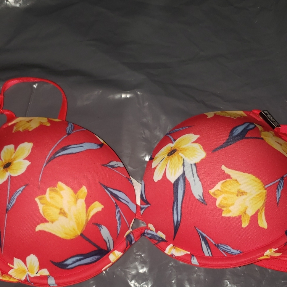 NEW! WEAR EVERYWHERE SUPER PUSH-UP